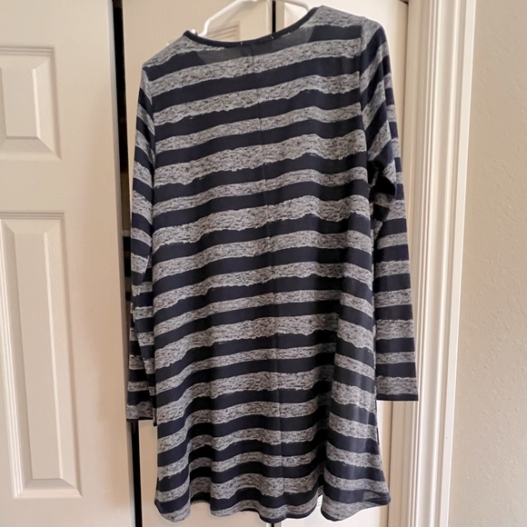 NWT Anthropologie by Wonderland by Orange navy heathered striped tunic top - Picture 3 of 4